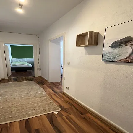 Suiteable Living - #10 Max Der Machtige