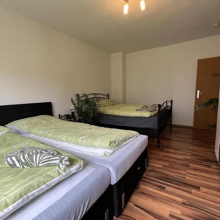 Suiteable Living - #10 Max Der Machtige