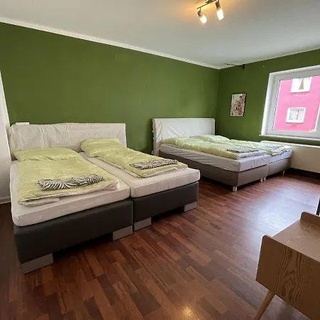 Suiteable Living - #10 Max Der Machtige Apartament Essen