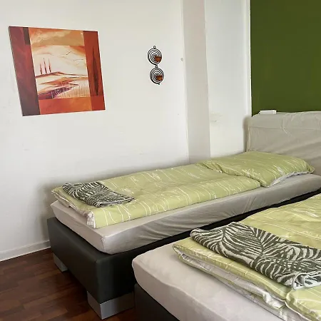 Suiteable Living - #10 Max Der Machtige * Essen
